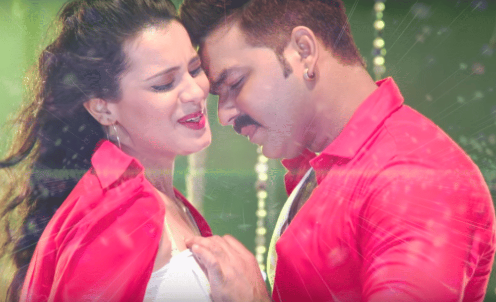 ‪Pawan Singh‬ sang lipstick song with Akshara Singh‬ Amrapali Dubey‬ and Dinesh Lal Yadav in london