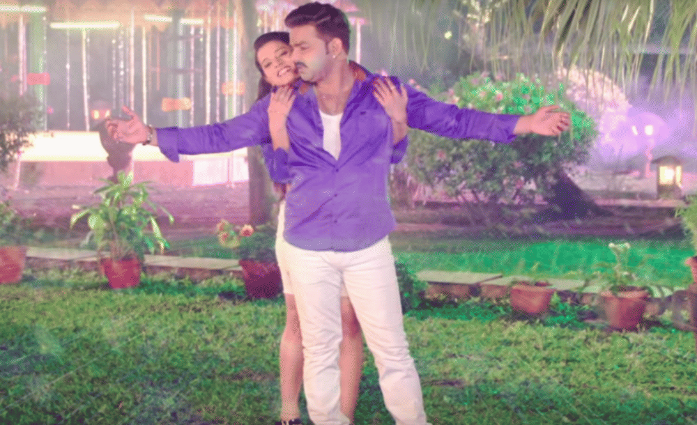 Pawan Singh starer bhojpuri film Wanted song Bin Biyahe Rajaj ho has been viral