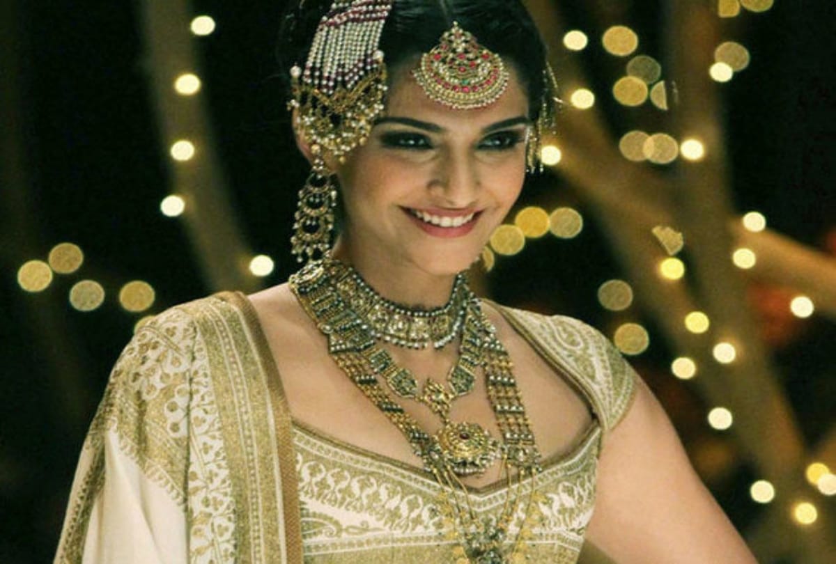 Know how sonam kapoor shed her 35 kilogram weight with in few months