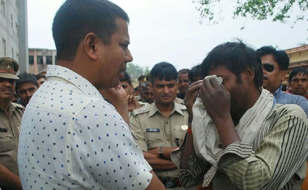 agra sudden storms came and people lost their lives 