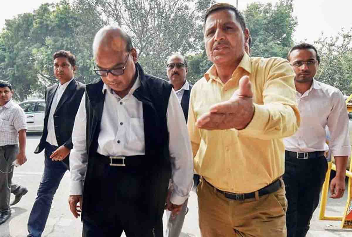 Claimed by the PF Department infront of Rotomac company owner vikram kothari