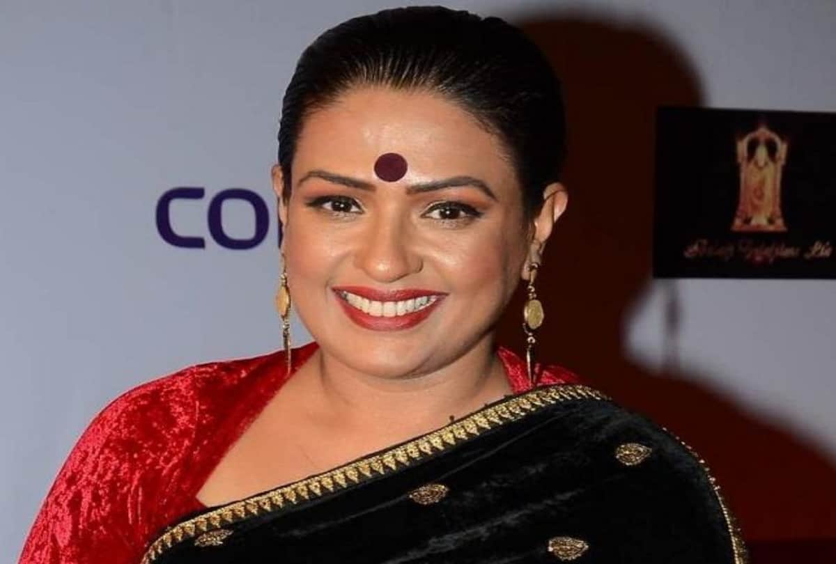ashwani kalsekar's husband is dangours villain of hindi film