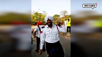 HEAD CONSTABLE ON SONG TO SENSITISE PEOPLE TO ROAD SAFETY IN CHANDIGARH 
