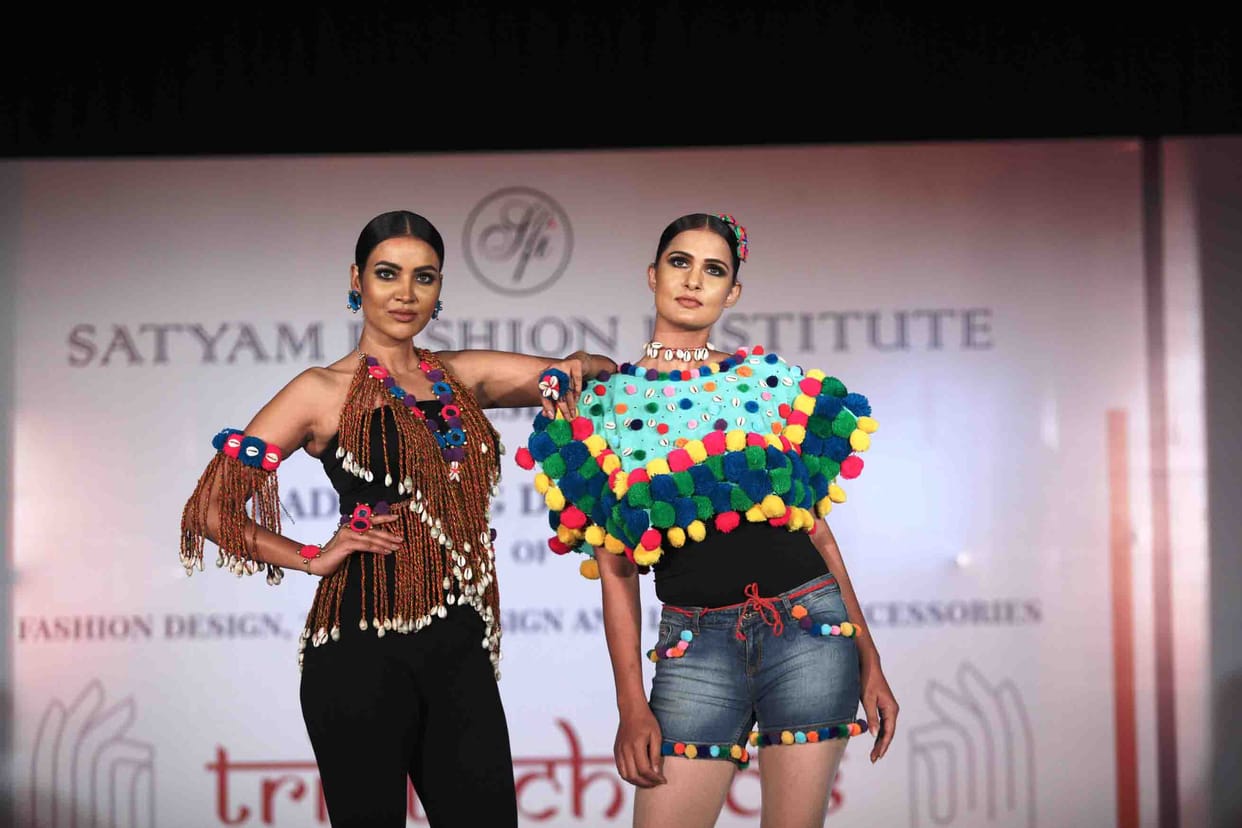 Triptych 2018: A combination of expectancy and energy of femininity shown in the fashion show