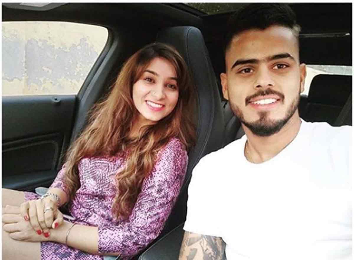 nitish rana engaged to girlfriend saachi marwah
