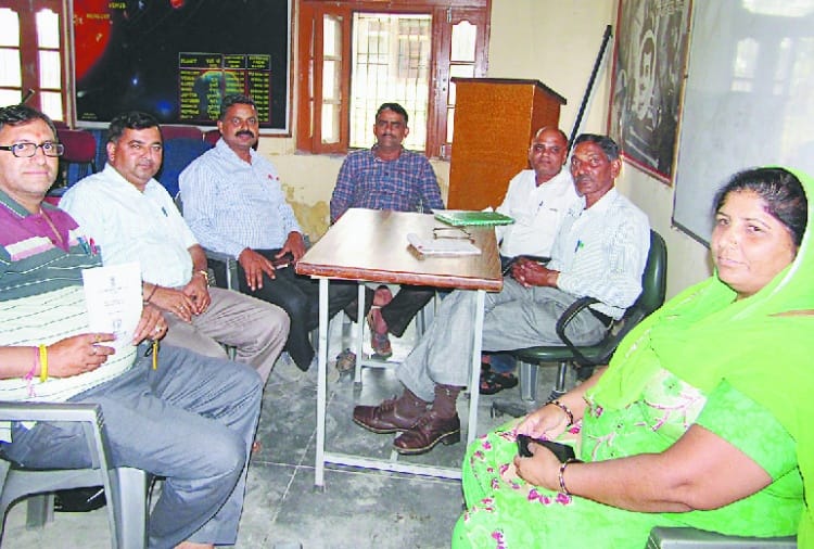 बिना मान्यता के चल रहे स्कूलों पर होगी कारवाई:भट्टी