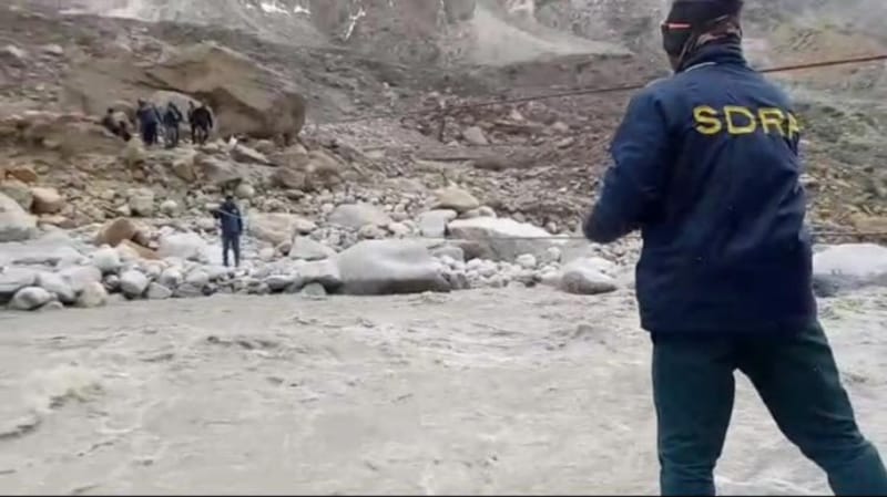 tourist stuck in gaumukh uttarkashi