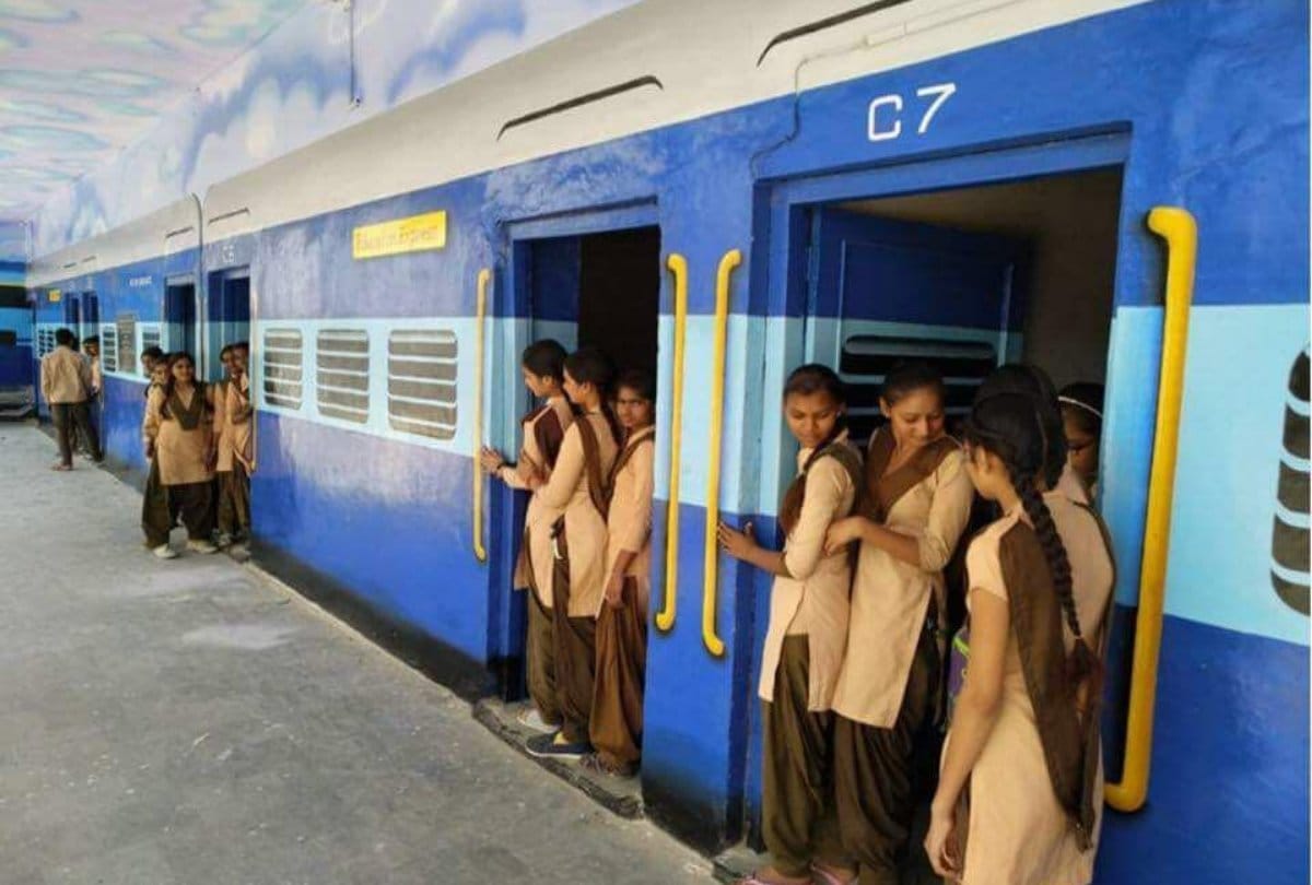 old rail containers used for running schools and dispensaries in south delhi