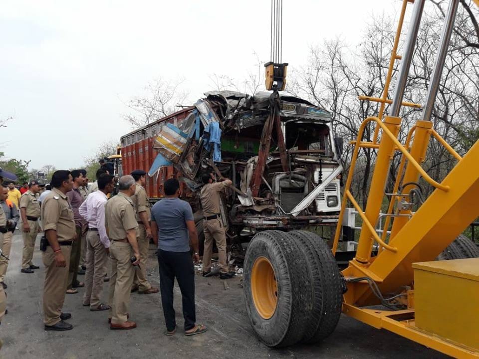 Tourist bus and truck accident in dehradun near airport scary photos