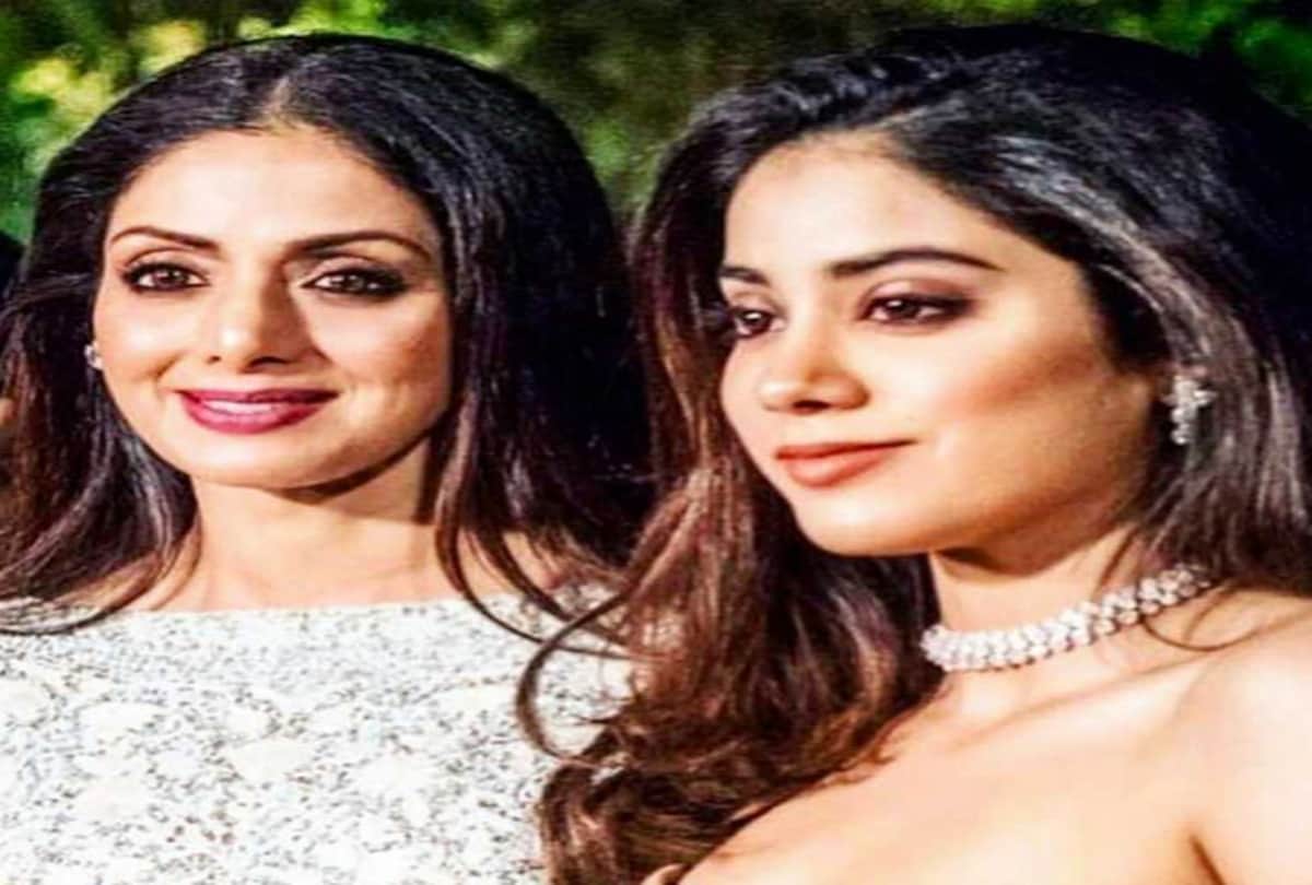 Dhadak actress jhanvi kapoor's five adorable picture resembles like mom sridevi