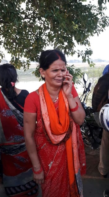 गोर्रा में नहाने गए दोस्त बहे, एक की मौत