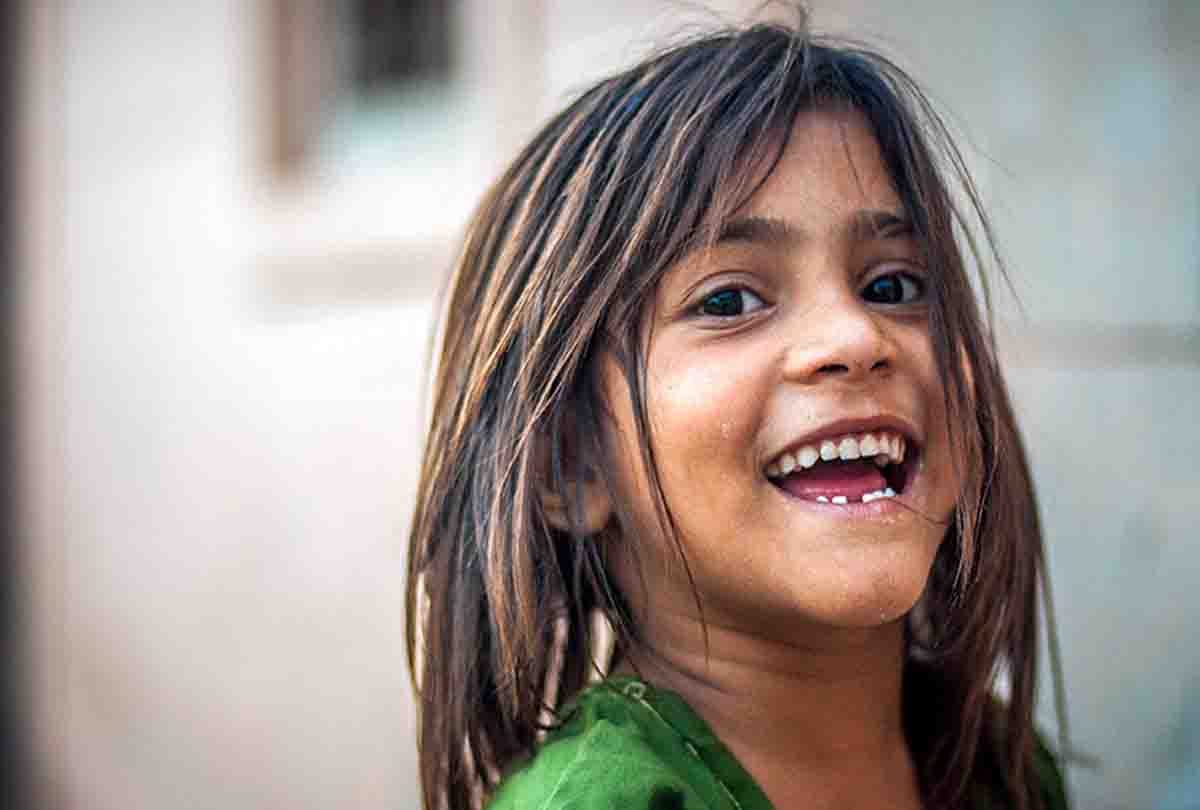on the world laughter day know about benefits of laughing