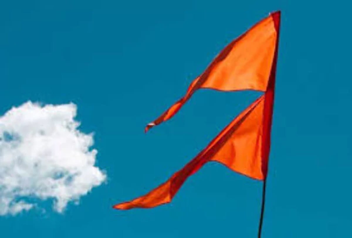 Know the benefits and rules of dhwaja flag at home