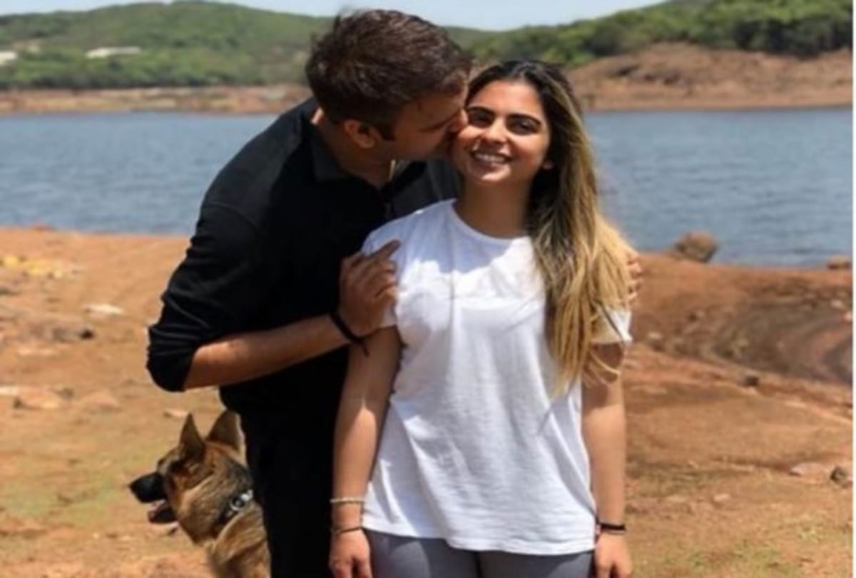 Mukesh Ambanis daughter Isha Ambani to marry Anand Piramal this year