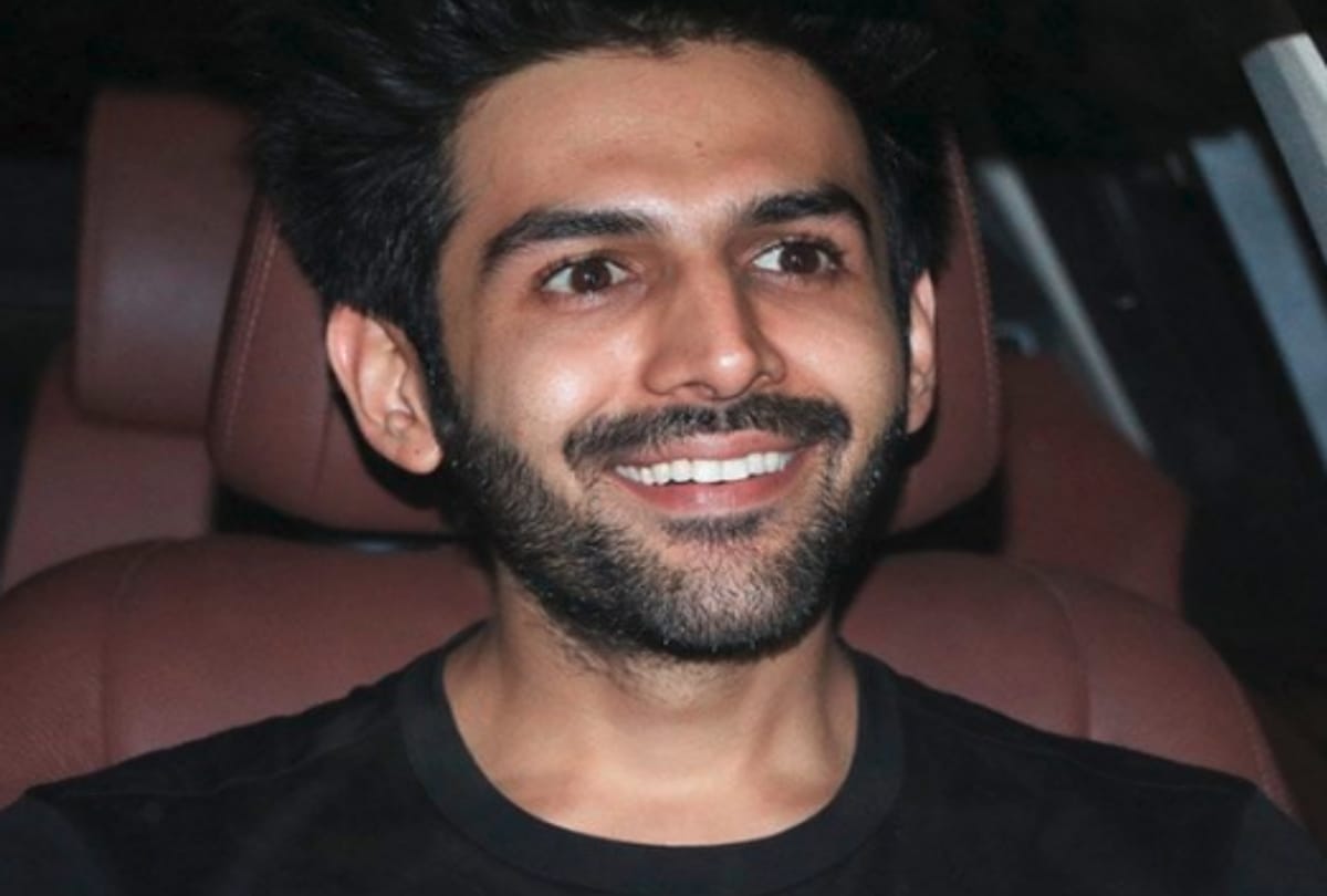 These 5 Bollywood stars awkward pictures will make you laugh