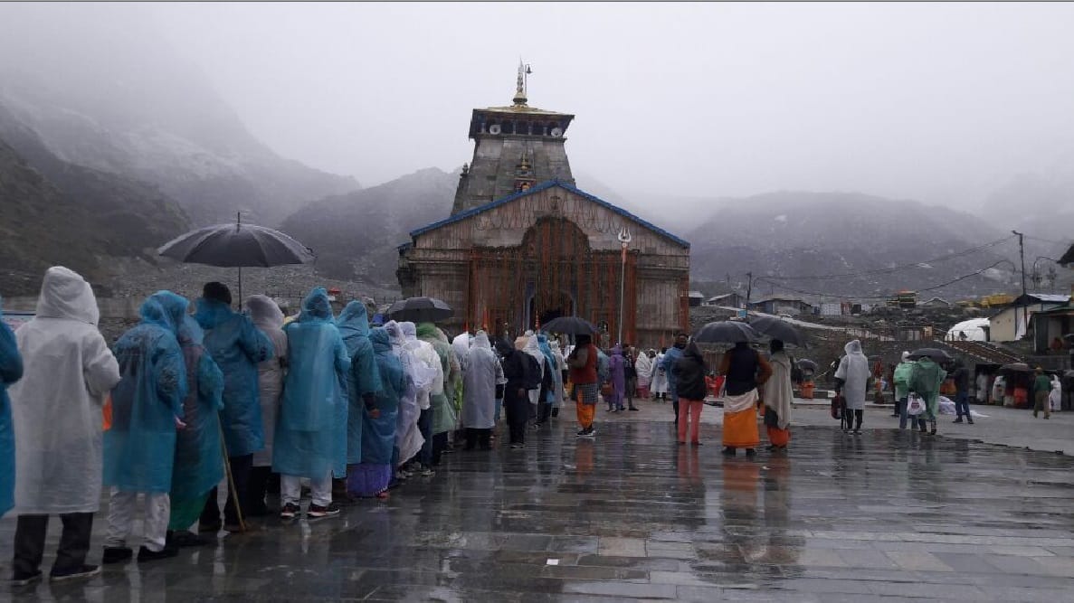 helpline number for kedarnath and badrinath devotee