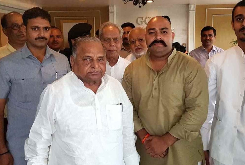 mulayam singh yadav watch 102 not out.