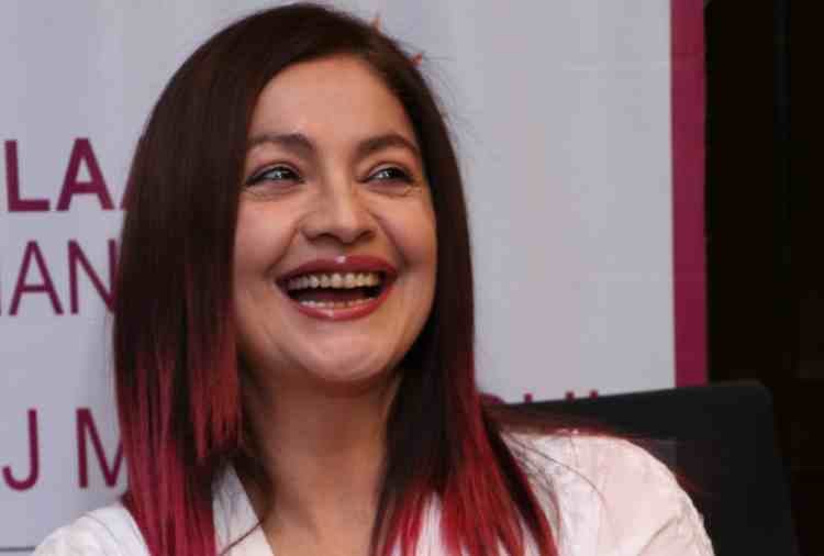 chandigarh, bollywood actress pooja bhatt interview on pakistan