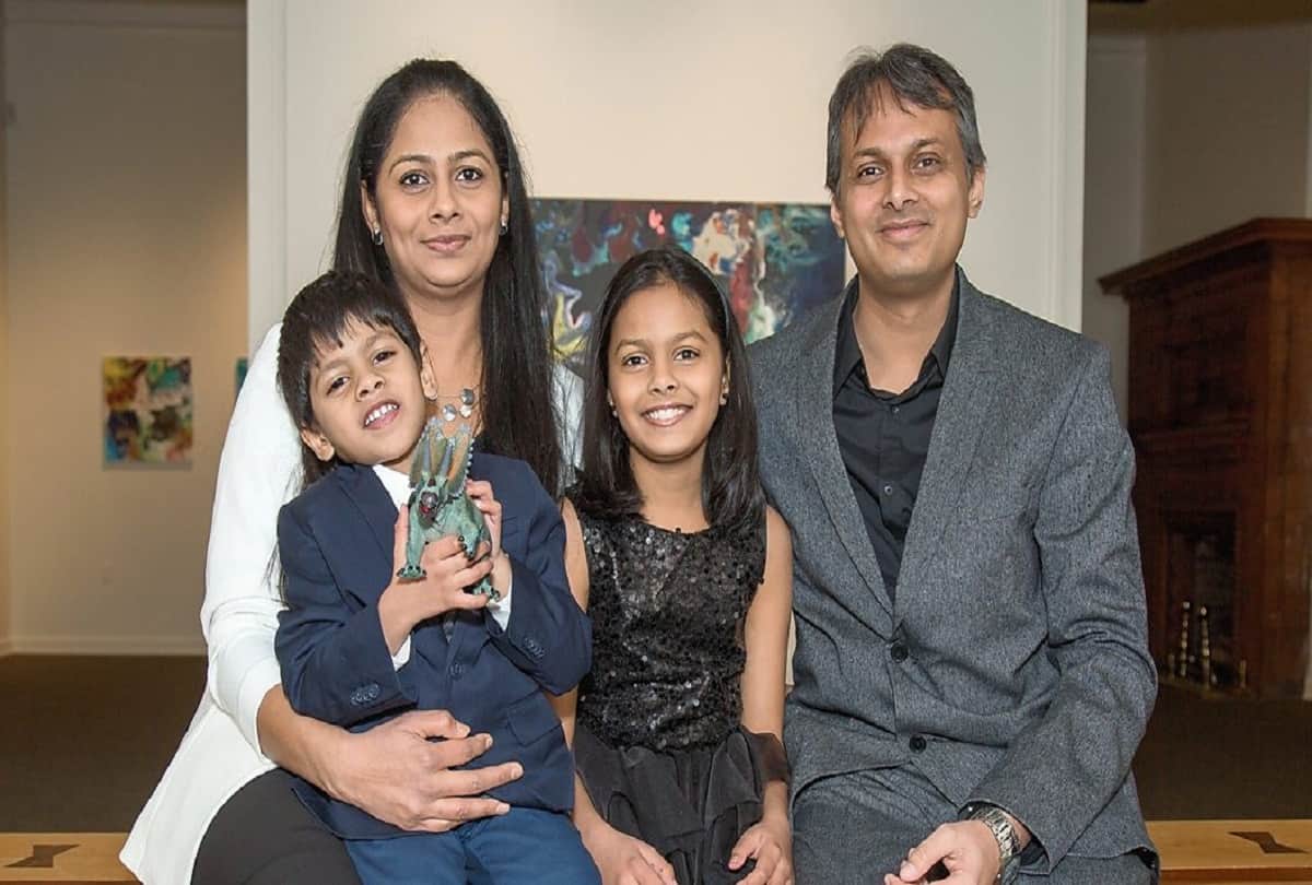 A four year old kids is an amazing artist, his Paintings sold in millions