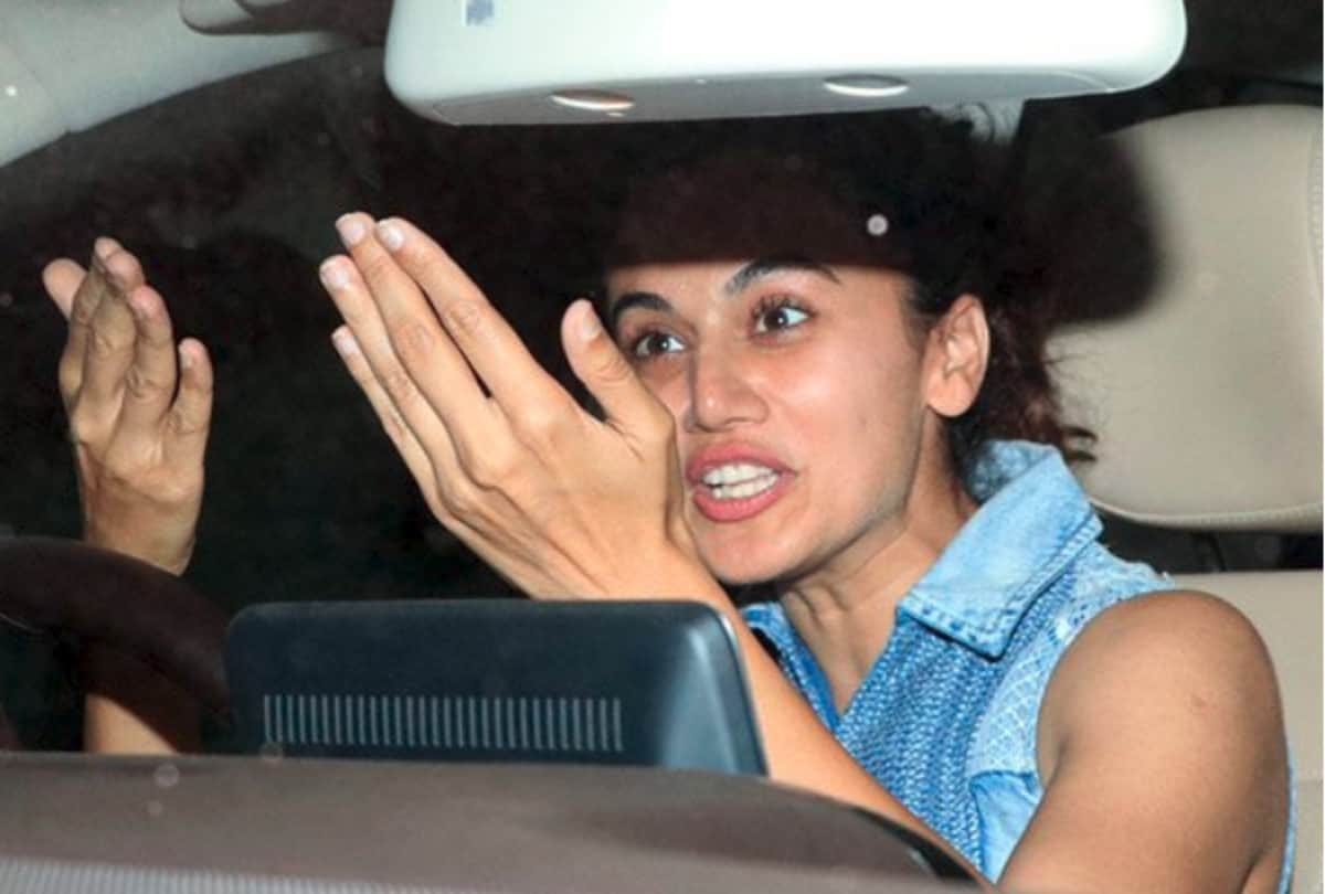 These 5 Bollywood stars awkward pictures will make you laugh
