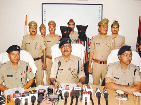 Two troop members of inter-state thief gang rode