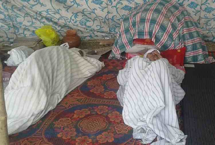two woman on hunger strike till death due to land dispute in firozpur