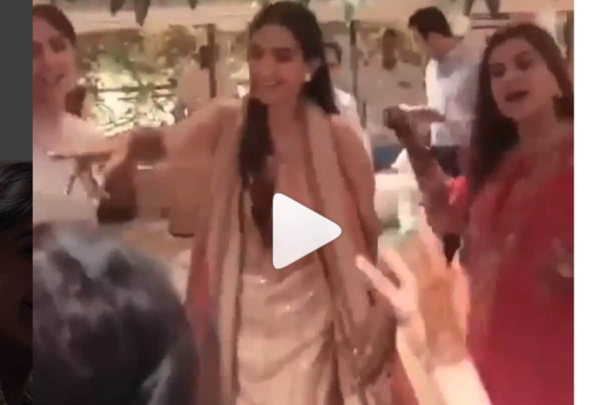 sonam kapoor dance on her wedding ceremony watch videos