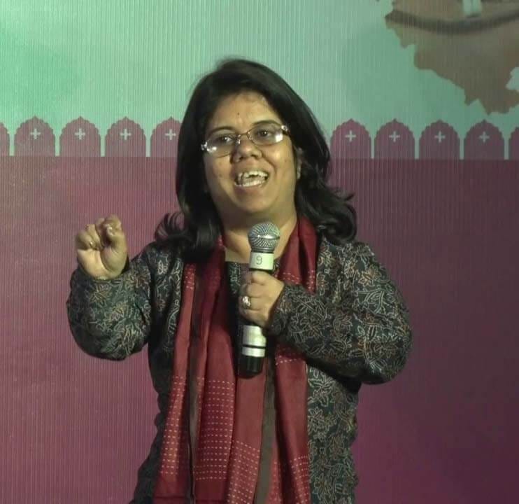 pm modi praised dehradun short height ias arti dogra 