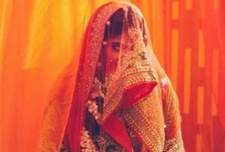 police stopped minor girl marriage, elder sister wedded with groom