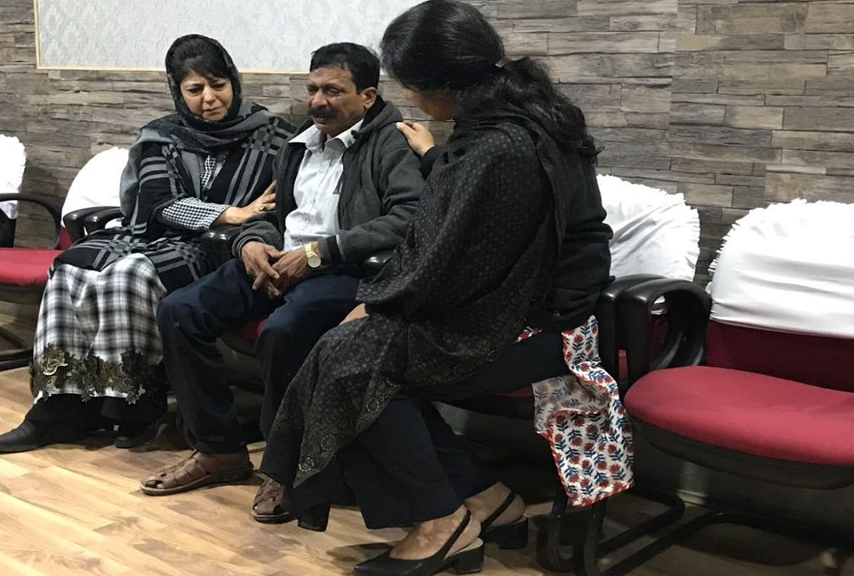koena mitra Condemnation stone pelters of kashmir