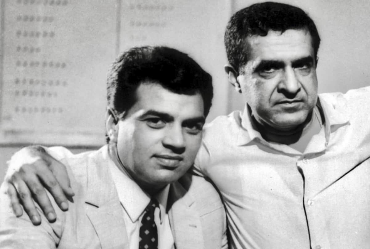 Film maker Arjun Hingorani passes away Dharmendra shared emotional post on social media 
