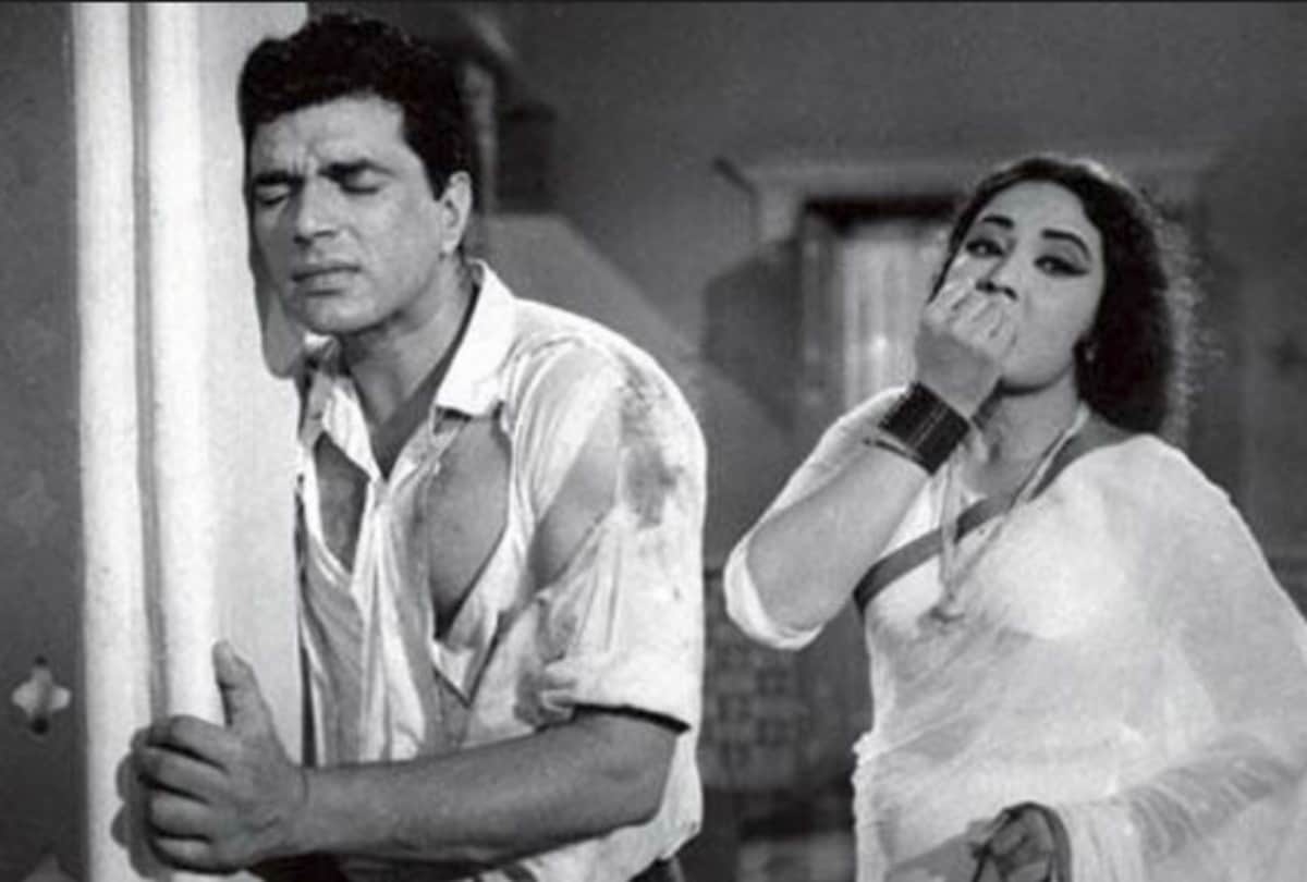Film maker Arjun Hingorani passes away Dharmendra shared emotional post on social media 