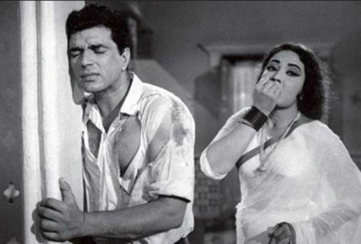 Arjun Hingorani birthday special he did first break to dharmendra in movies