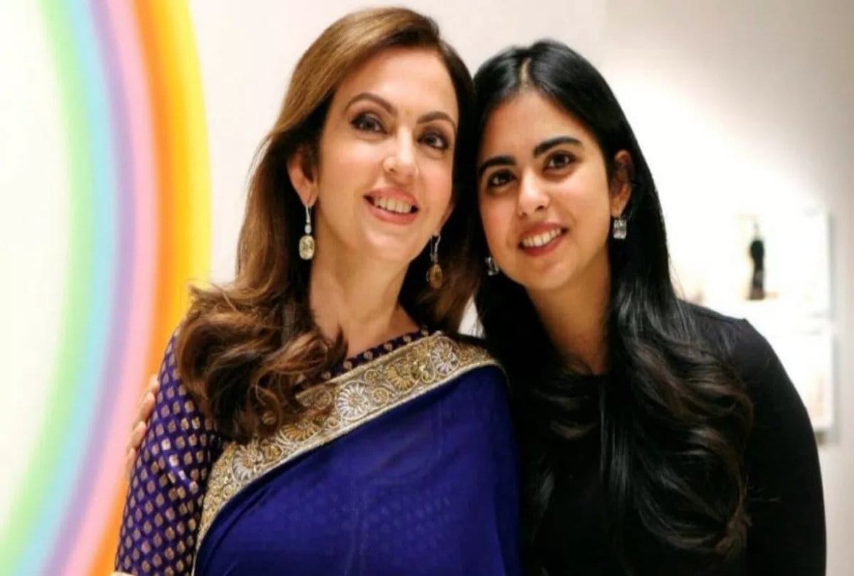 Indias richest family daughter Isha Ambani now will be the countrys richest daughter in law