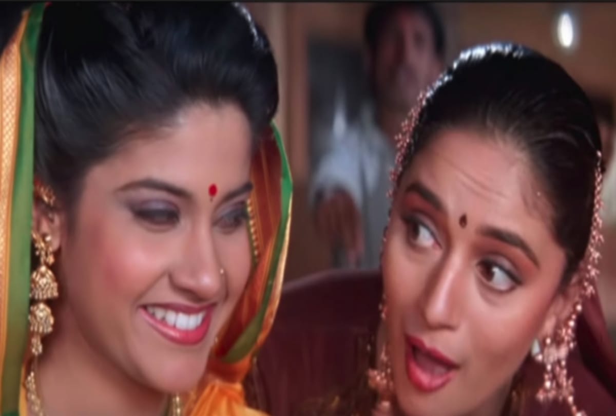 Madhuri Dixit will share the screen with Hum Aapke Hain Koun actress Renuka Shahane in Bucket List