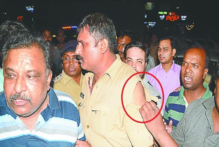 attack on Shastrinagar police in Meerut, see photos