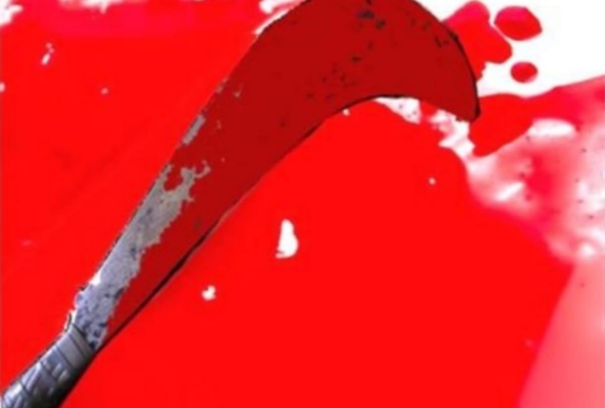 Husband bruitly killed his wife at ghazipur