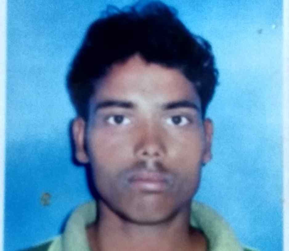 A father requests from sushma swaraj for rescue his son from dubai 