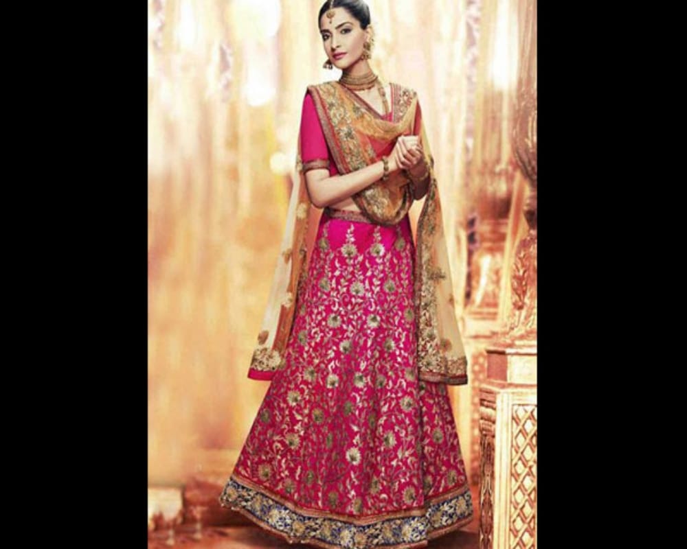 Five gorgeous Pictures Of Sonam Kapoor Dressed As An Elegant Bride