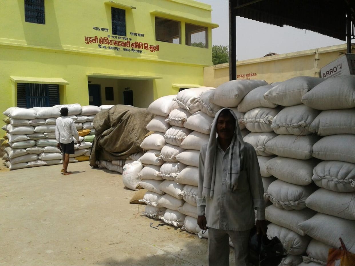government to procure additional storage houses for wheat lying in open spaces