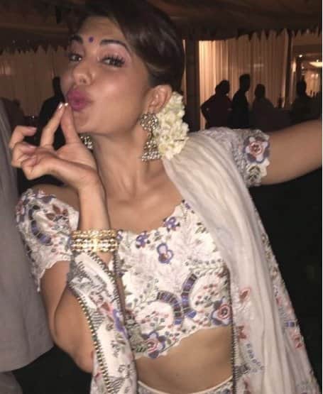salman khan and jacqueline fernandez hug a kid forcefully watch video