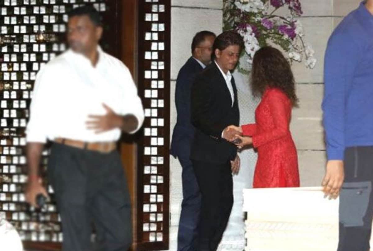 nita ambani dance with her daughter isha ambani at her engagement bash