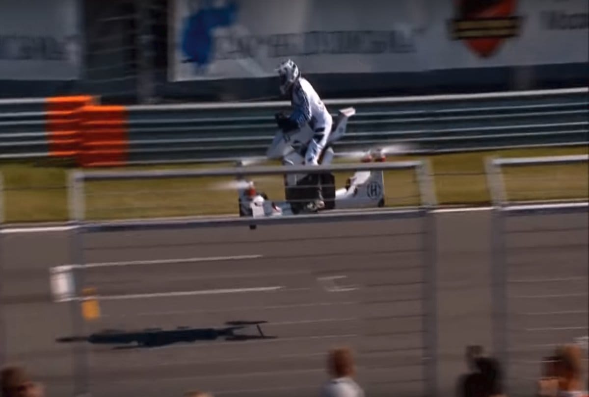 Know about the worlds first air bike 
