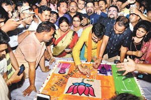 Havan in the morning, Bhandara in the day, cake in the evening, bhajan at night