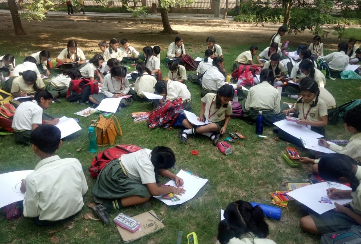 amar ujala mother's day painting competition