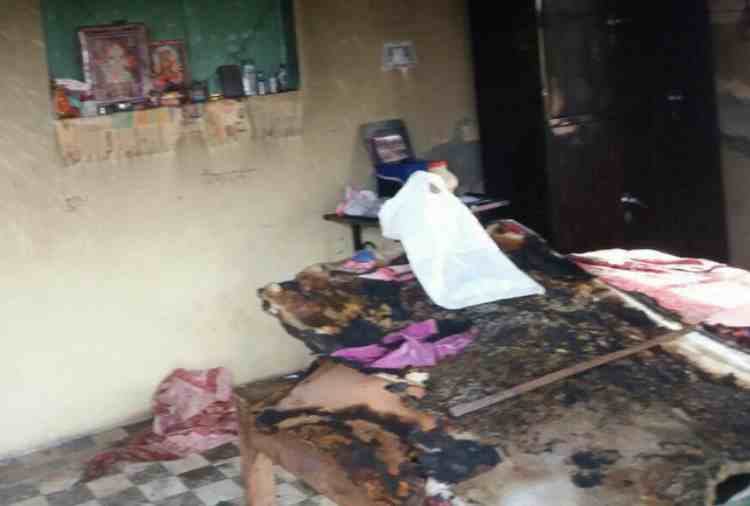 ambala lady commits suicide with three yeard old son, both burnt alive