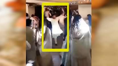 SONAM KAPOOR MEHANDI CEREMONY, ANIL KAPOOR BOLLYWOOD CELEBS DANCE