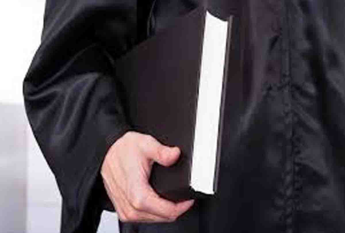 Trouble for lawyers with jobs or doing business with advocacy