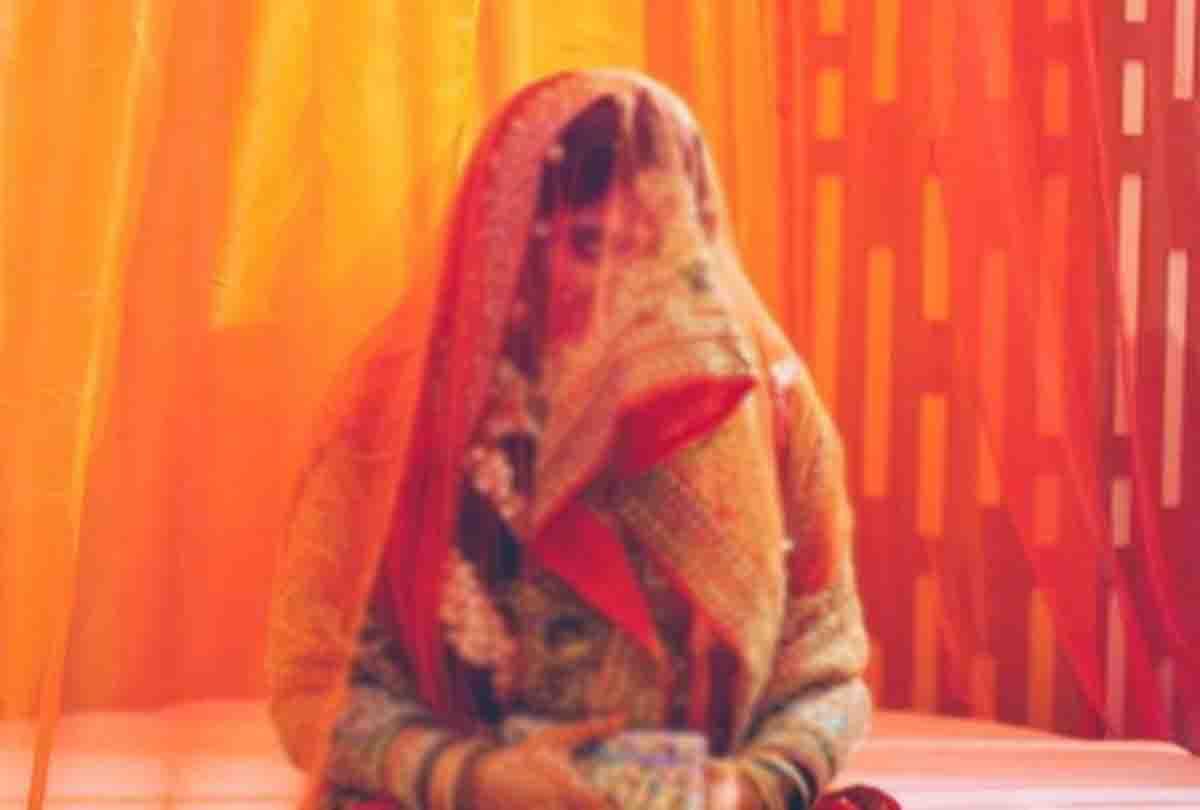 newly bride ask about toilet in home