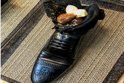 Israel offended Japan's prime minister by serving him dessert out of a shoe